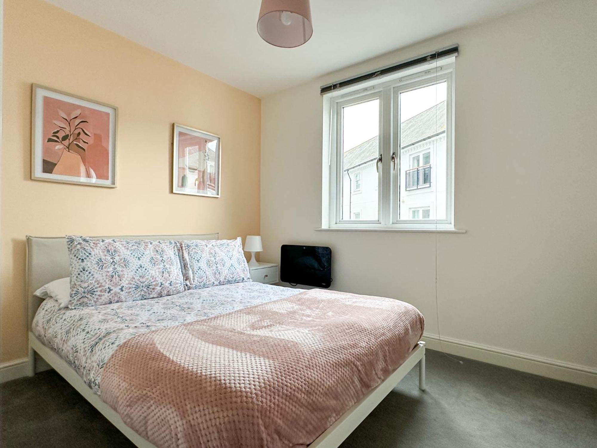 Luxury 2 Bedroom City Centre Apartment - Secure Parking - Amazing Location! カンタベリー エクステリア 写真