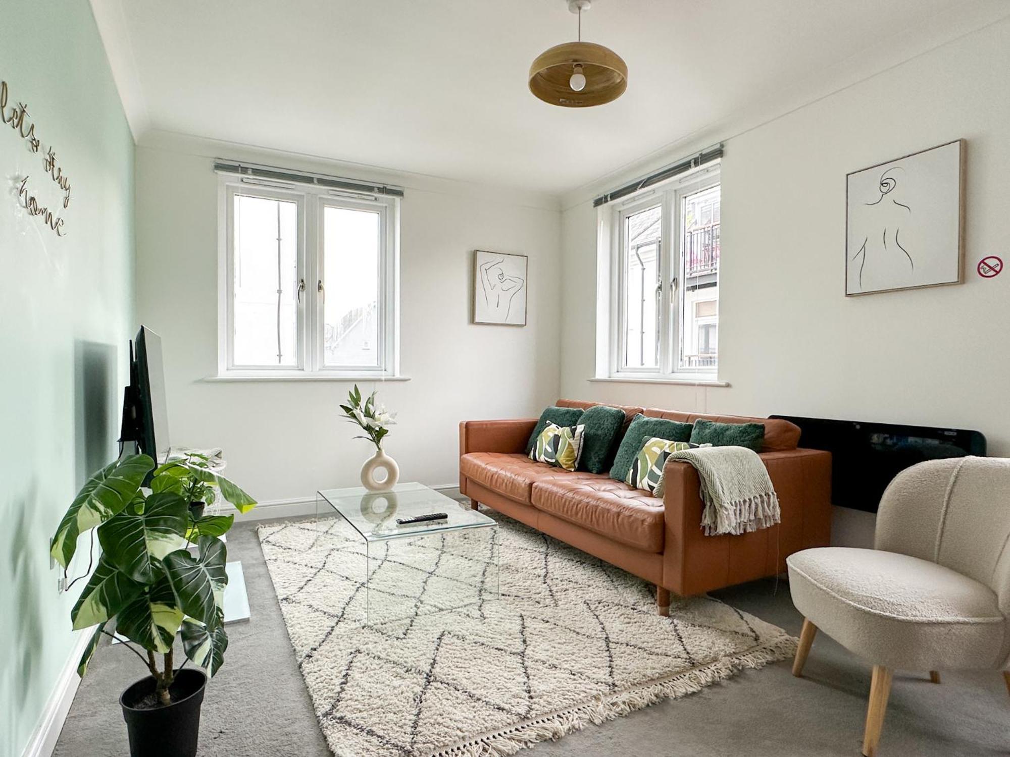Luxury 2 Bedroom City Centre Apartment - Secure Parking - Amazing Location! カンタベリー エクステリア 写真